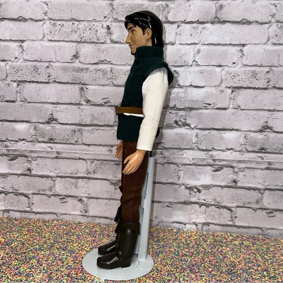 Disney Store Tangled FLYNN RYDER 12" Classic Doll Prince Rapunzel Boy Doll - Picture 3 of 10